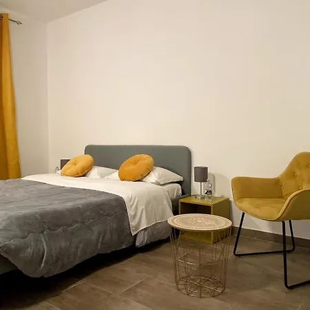 Guest house Casa Nenescu Maison De Charme &
